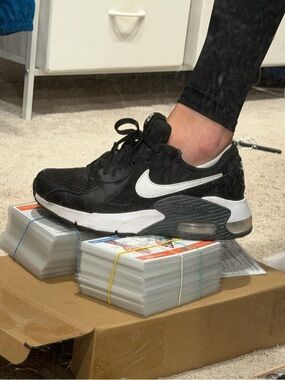 Nike Women’s AirMax